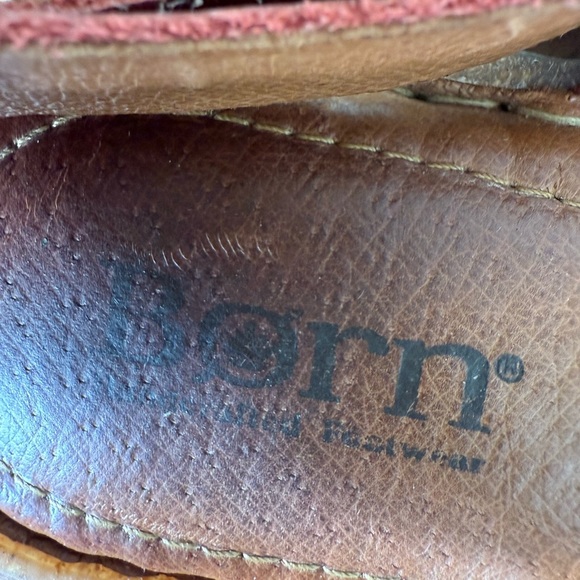 BORN Women's Red Leather Sandals - Picture 4 of 7